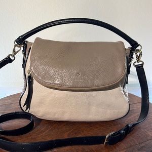 Kate Spade ♠️ crossbody handbag. 3 tone color.